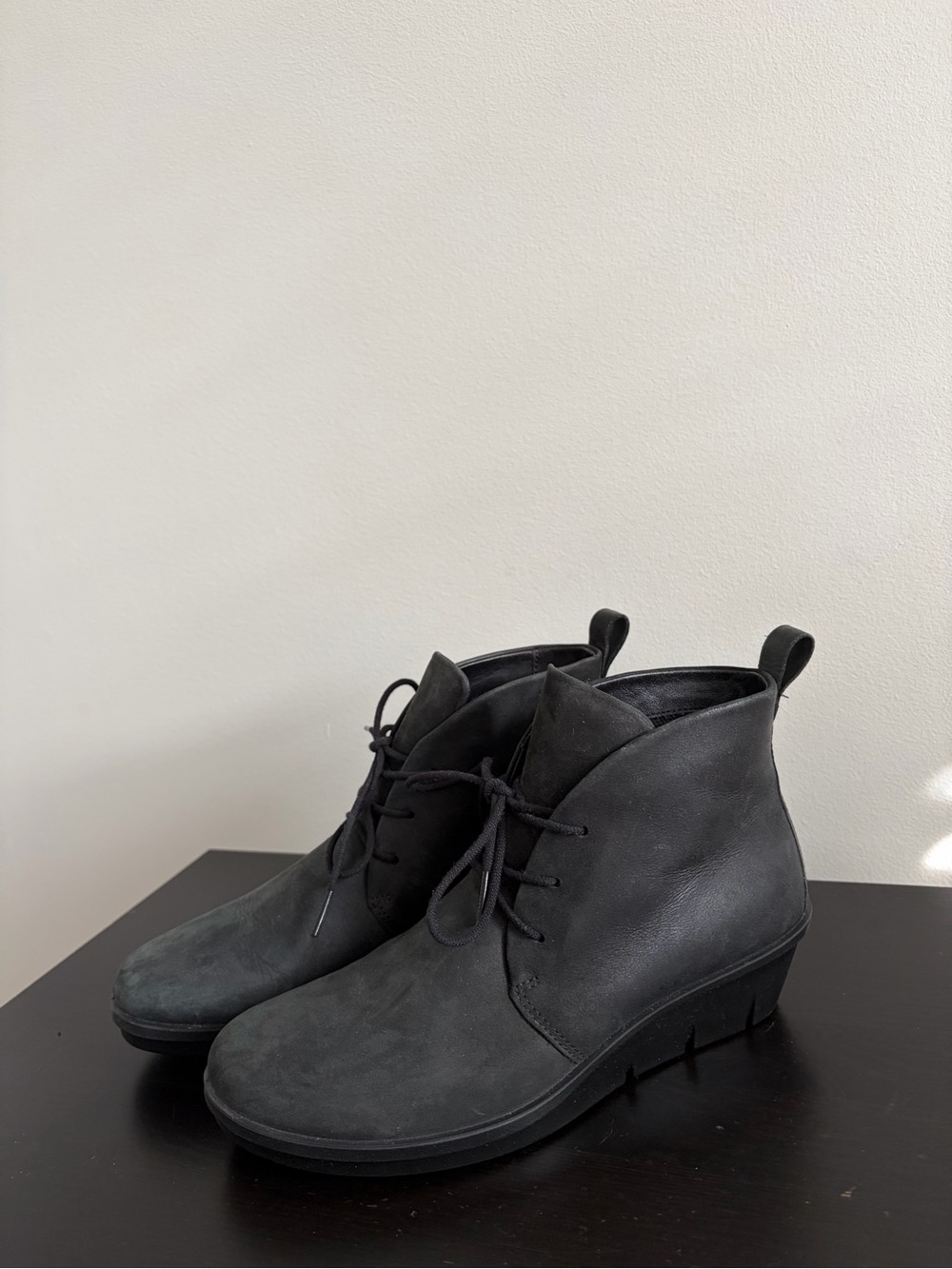 Ecco Skyler Hydromax Leather Chukka Boot - Lace-Up Ankle Boot, Size 6/6.5, EU 37